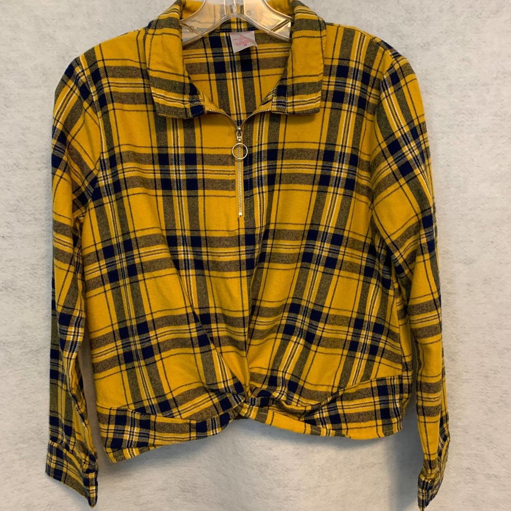 No Boundaries‎ Yellow Cropped Flannel Top Juniors Size 7-9